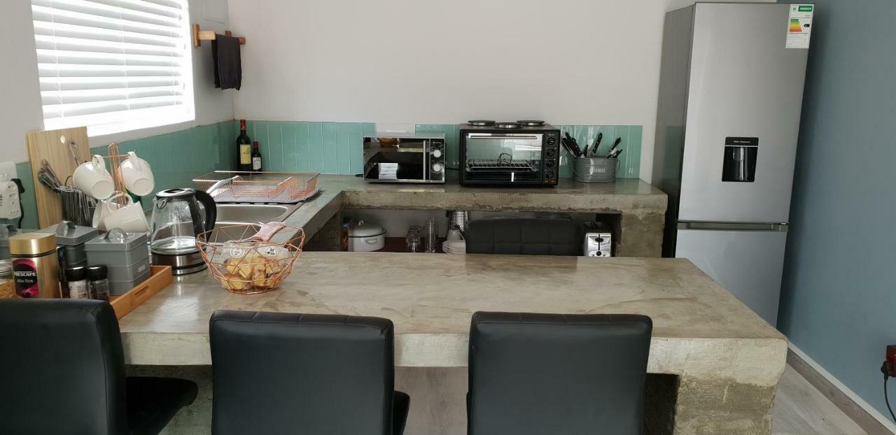 Emmaus Apartment Блумфонтейн Экстерьер фото